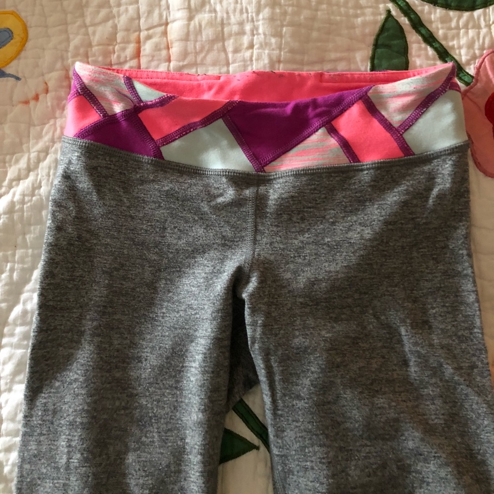 Grey Ivivva Crops!